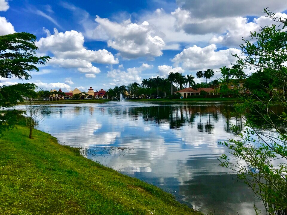 8342 Bernwood Cove Loop in Ft. Myers, FL - Building Photo