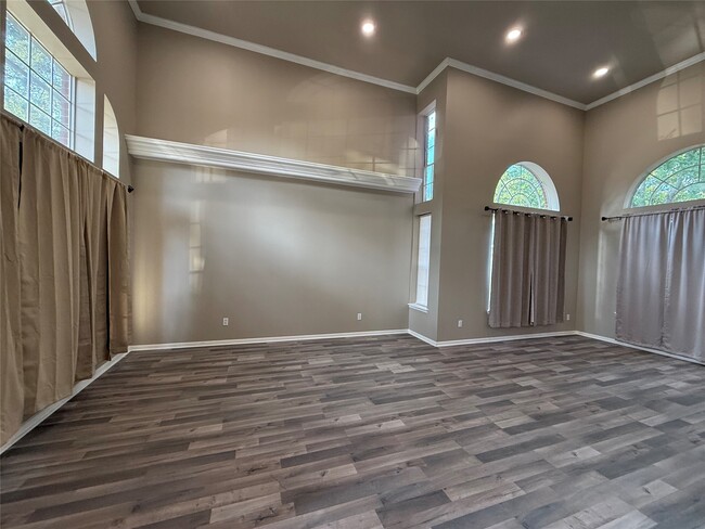 9634 Therrell Dr in Houston, TX - Building Photo - Building Photo