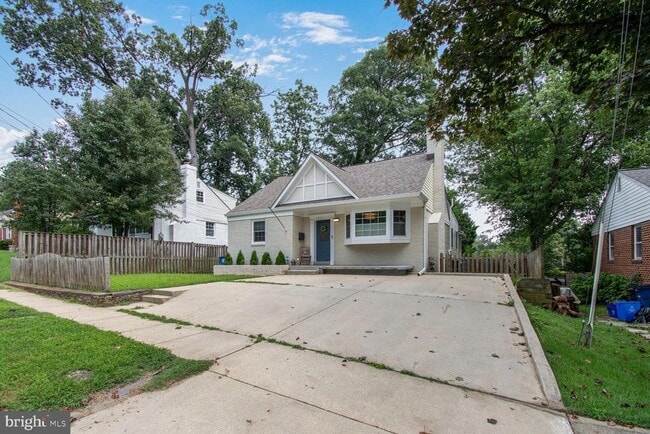 property at 10611 Eastwood Ave