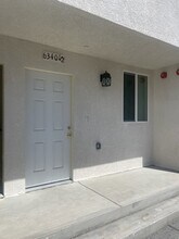6338 11th Ave in Los Angeles, CA - Foto de edificio - Building Photo