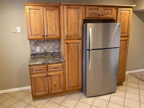 1207 Smallhouse Rd in Bowling Green, KY - Building Photo - Building Photo