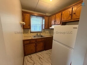 137 Barnes St in Fall River, MA - Building Photo - Building Photo