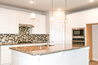 12002 Dunbeg Ln in Richmond, TX - Building Photo - Building Photo