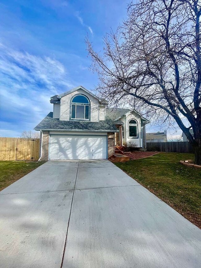 property at 5620 E Prescott Ave