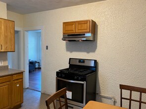 34 Cameron St, Unit 2 in Boston, MA - Building Photo - Building Photo