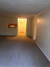 8 Whittier Pl-Unit -Apt 5F in Boston, MA - Building Photo - Building Photo