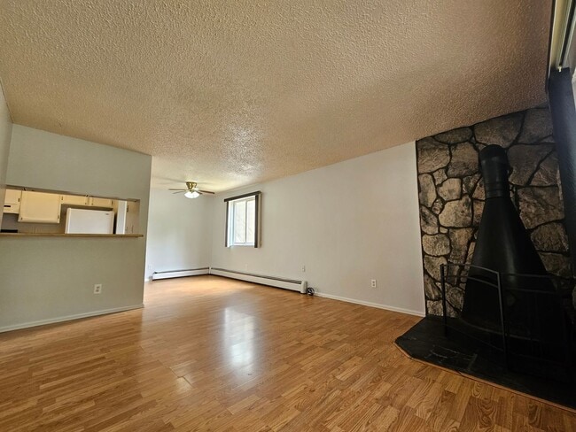 61 Newark St in Aurora, CO - Building Photo - Building Photo