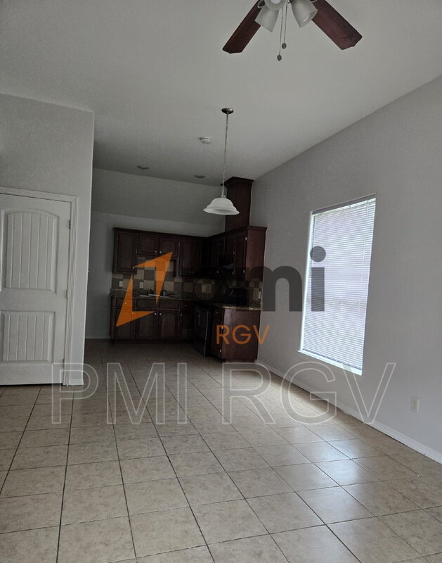 property at 112 W Amy Dr