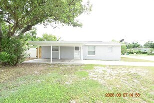 2301 E 112th Ave in Tampa, FL - Building Photo