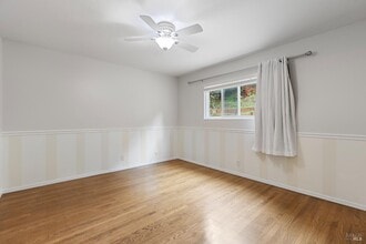 700 Tamarack Dr in San Rafael, CA - Building Photo - Building Photo