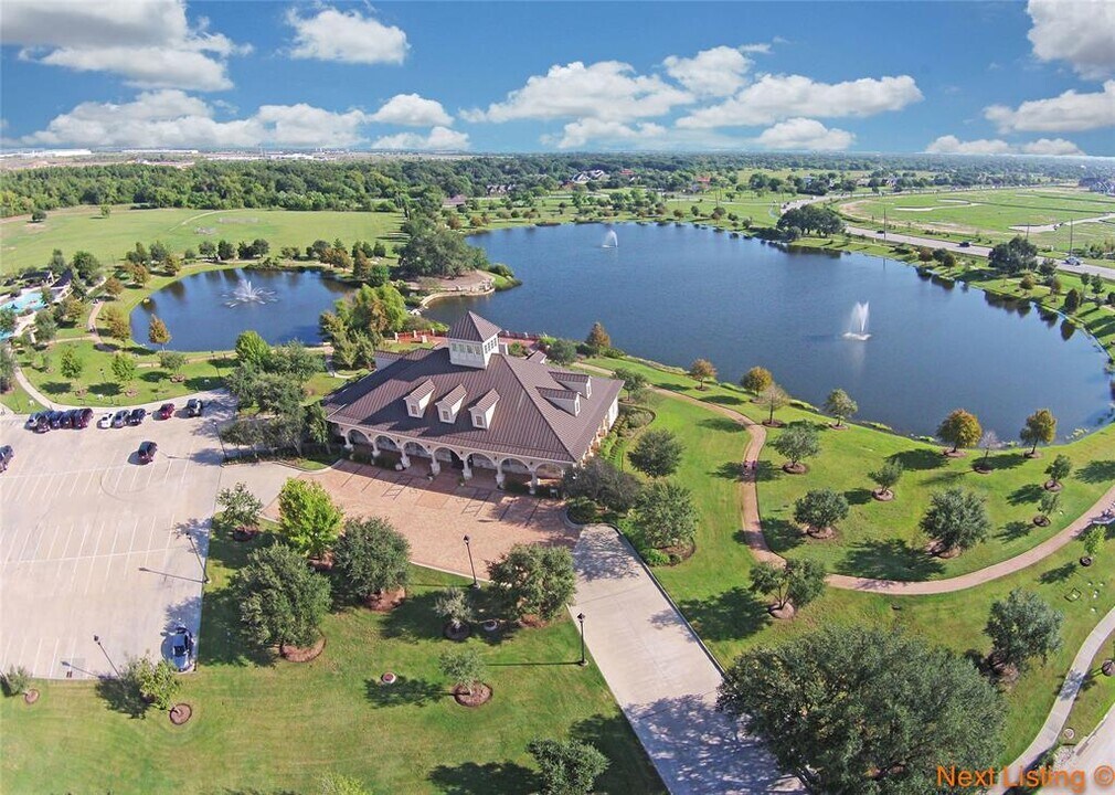 28226 Chalet Park Dr in Katy, TX - Building Photo