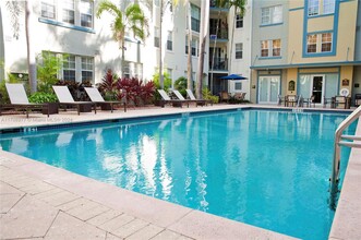 533 NE 3rd Ave, Unit #147 GREAT VIEW UPDATED in Fort Lauderdale, FL - Building Photo - Building Photo