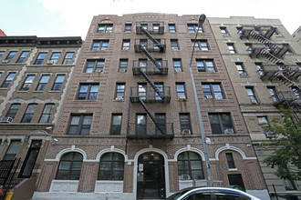 556 West 156th Street in New York, NY - Foto de edificio - Building Photo