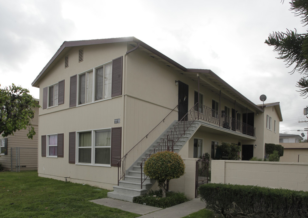 1116 W Valencia Dr in Fullerton, CA - Building Photo