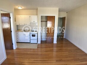 172 N Beacon St in Boston, MA - Building Photo - Building Photo