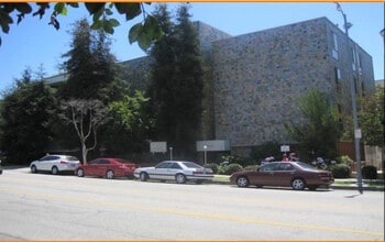 Chateau Brentana in Los Angeles, CA - Foto de edificio - Building Photo