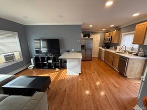 3 Union Pl in Huntington, NY - Building Photo - Building Photo