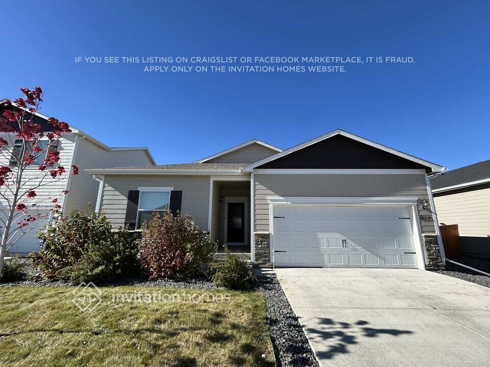 1055 Long Meadows St in Severance, CO - Building Photo