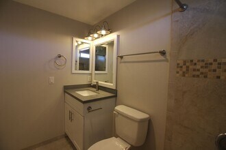 227 Avenida Lobeiro in San Clemente, CA - Building Photo - Building Photo