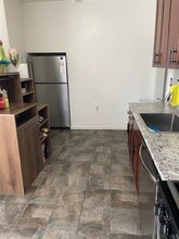 82 Brinkerhoff St in Jersey City, NJ - Building Photo - Building Photo
