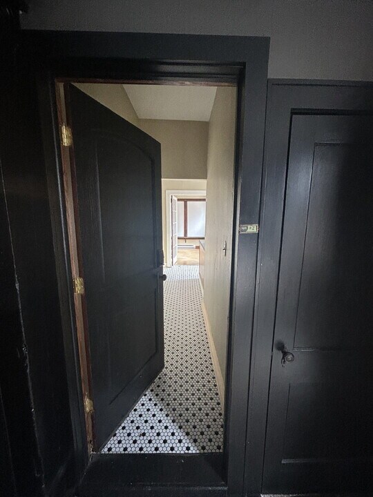 107 Elizabeth St in Eau Claire, WI - Building Photo