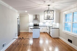 126 Vanderbilt Cir in Greenville, SC - Building Photo - Building Photo