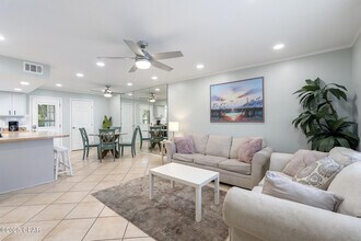 128 White Sandy Dr in Panama City Beach, FL - Building Photo - Building Photo