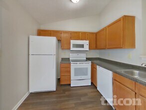 5260 Pin Oak Dr in Indianapolis, IN - Building Photo - Building Photo