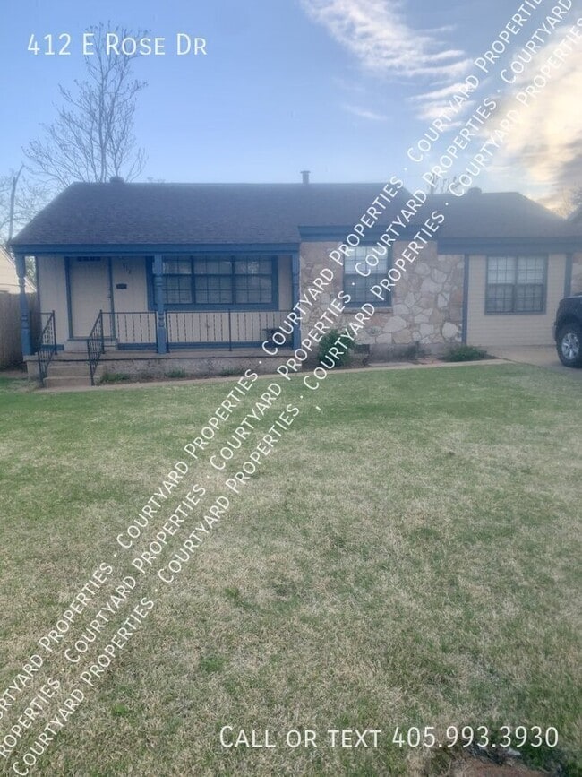 412 E Rose Dr