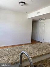 56 N Broadway in Pitman, NJ - Foto de edificio - Building Photo