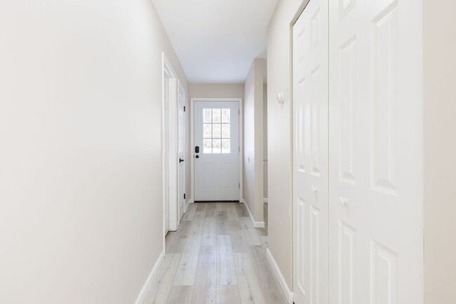 14 Elm St in Bloomfield, NY - Building Photo - Building Photo