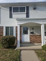 13842 Keating Dr in Sterling Heights, MI - Building Photo