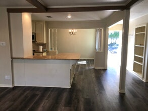 512 Fairway Rd in Woodway, TX - Building Photo - Building Photo