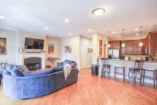2927 N Lincoln Ave in Chicago, IL - Building Photo - Building Photo