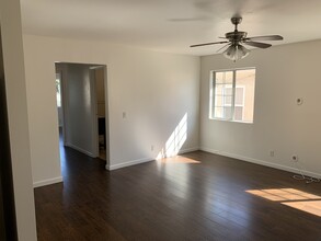 1710 S Redondo Blvd, Unit 2 in Los Angeles, CA - Foto de edificio - Building Photo