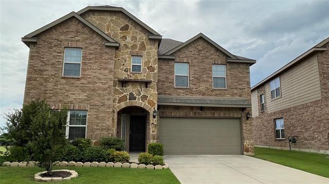 2016 Gayla Creek Dr in Little Elm, TX - Foto de edificio