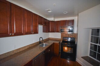 13 S St NE in Washington, DC - Building Photo - Building Photo