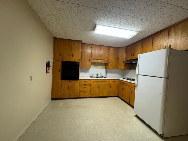 186 Madcap Ln in Fairbanks, AK - Building Photo - Building Photo