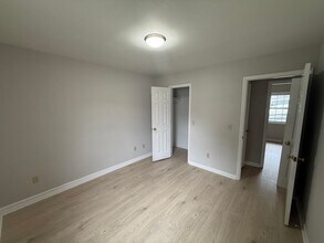 664 Lakeside Ave in Burlington, NC - Building Photo - Building Photo