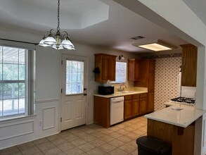 298 Nally St in Lorena, TX - Building Photo - Building Photo