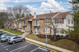 Society Hill at Lawrenceville in Trenton, NJ - Building Photo - Building Photo