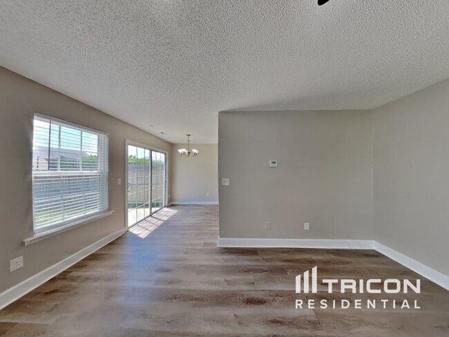 7328 Brighton Hill Ln in Raleigh, NC - Building Photo - Building Photo