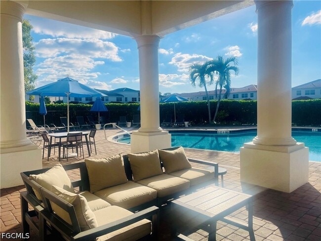 7073 Venice Way in Naples, FL - Building Photo - Building Photo