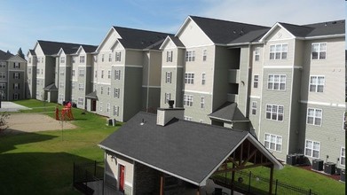 The Grove at Cheney in Cheney, WA - Foto de edificio - Building Photo