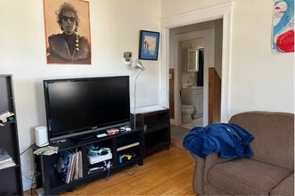 35 Rose St, Unit 2 in Somerville, MA - Building Photo - Building Photo