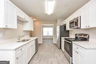 85 Windward Dr in Covington, GA - Building Photo - Building Photo