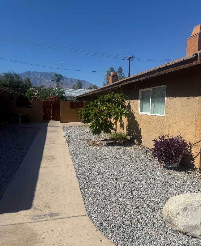 32115 Rancho Vista Dr in Cathedral City, CA - Building Photo - Building Photo