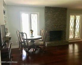 7003 Green Spring Dr in Louisville, KY - Building Photo - Building Photo