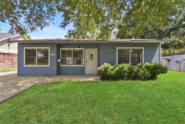 property at 950 Lamonte Ln