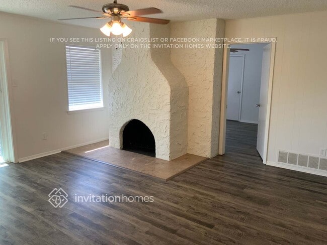 8132 Cross Dr in North Richland Hills, TX - Building Photo - Building Photo